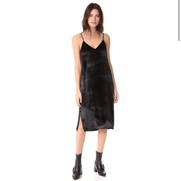 black velvet slip dress Simona Maghen Women's Classic & Stylish Velvet Slip Dress Black main image 1